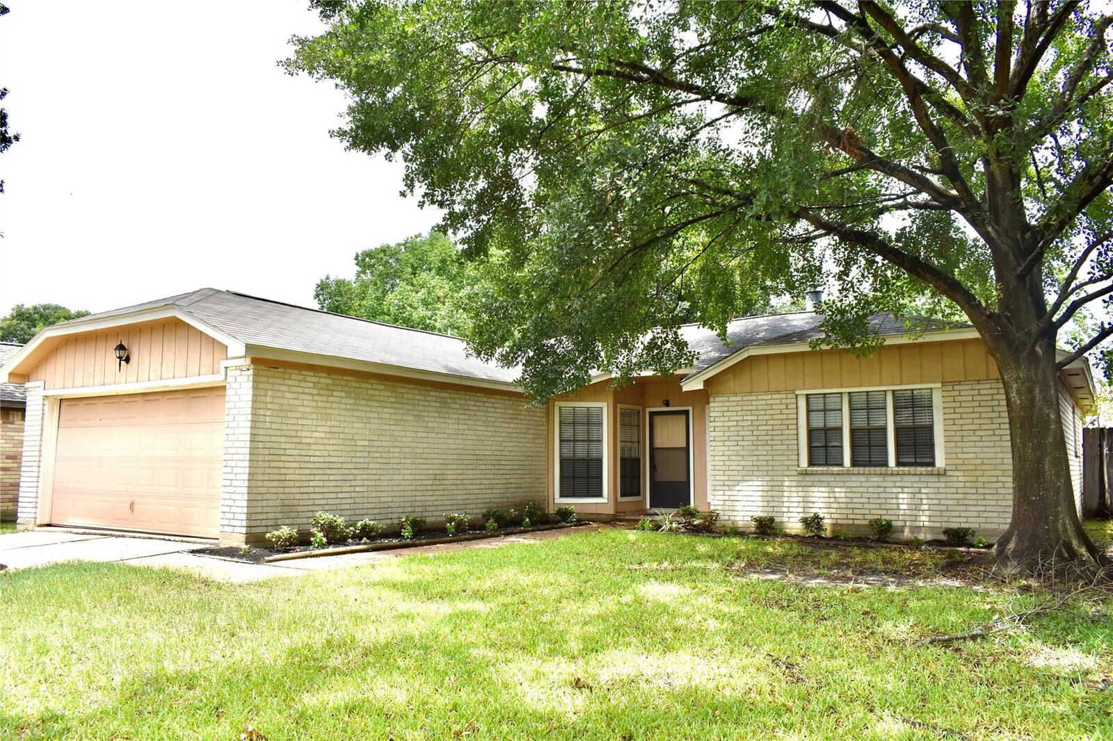 Property Photo: 16838 Markridge Drive TX 77379