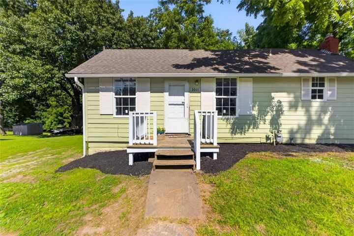 Property Photo:  3011 N 47th Terrace  KS 66104 