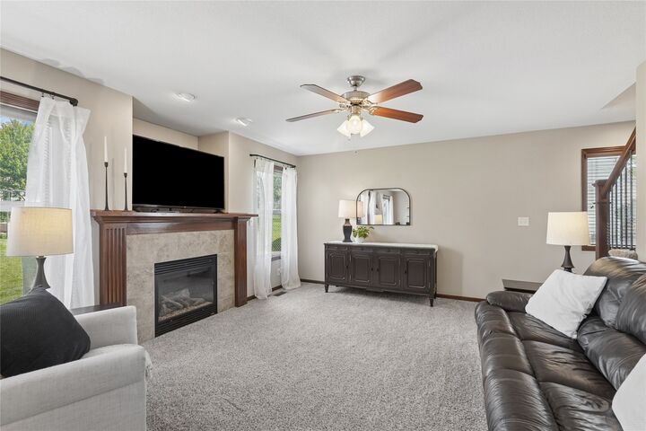 Property Photo:  840 NE 51st Street  IA 50021 