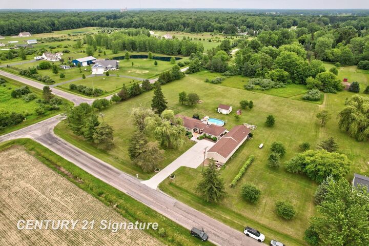Property Photo:  2051 S Brennan Road  MI 48626 