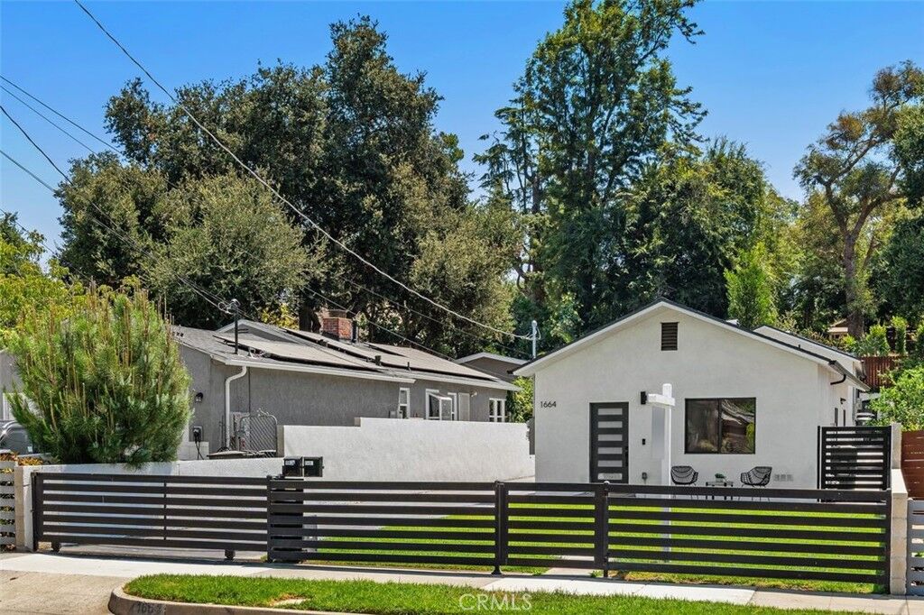 Property Photo:  1664 Glen Avenue  CA 91103 