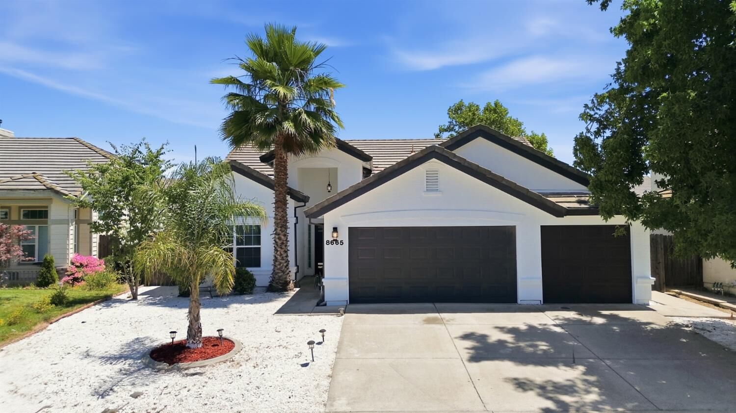 Property Photo:  8665 Aviary Woods Way  CA 96524 