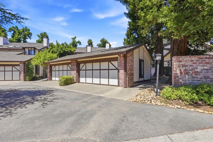 Property Photo:  2539 Exeter Square Lane  CA 95825 