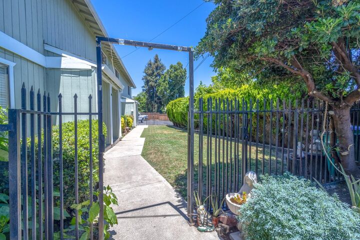 Property Photo:  3353 Telegraph Avenue  CA 95204 