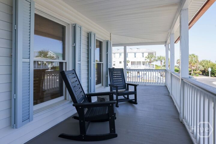 Property Photo:  4 Palmwood Court  GA 31328 