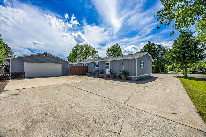 Property Photo:  1900 Nut Hatch Drive  MT 59808 