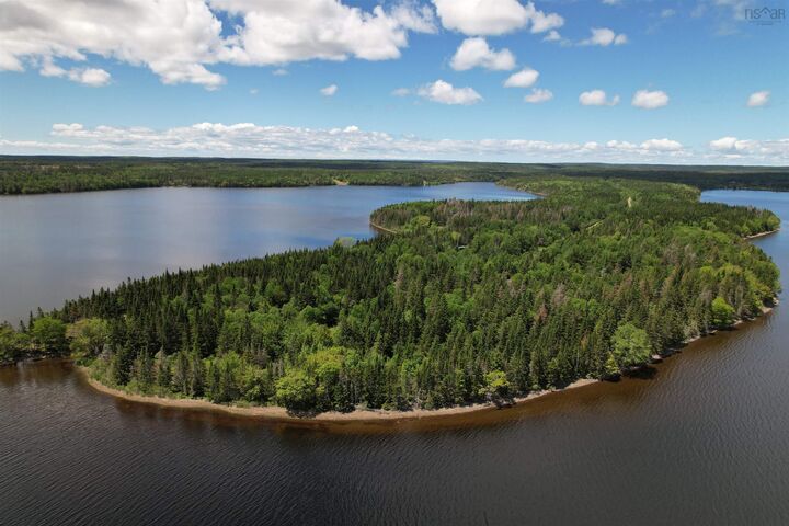 Property Photo:  Lot 17B Lakefront Drive  NS B0E 3B0 