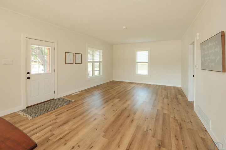 Property Photo: 603 Arizona Ave NW IA 51041