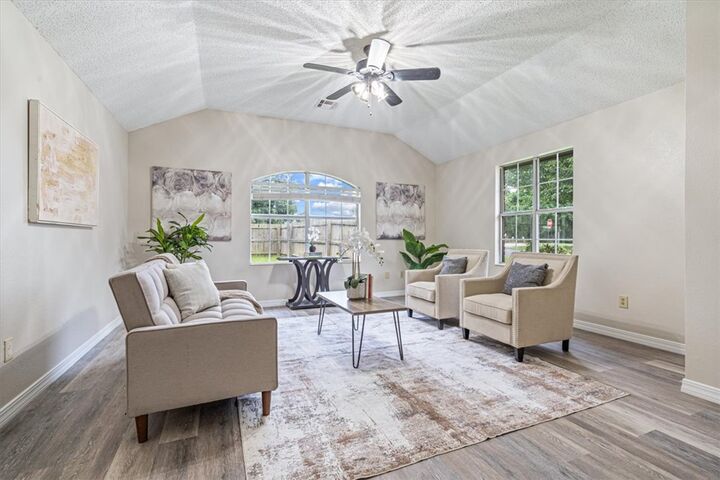 Property Photo:  2436 W Twin Springs Street  AR 72761 