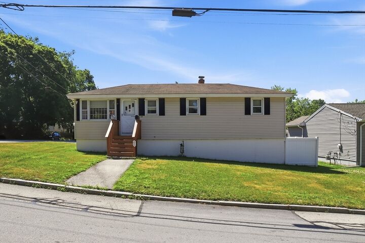 Property Photo:  65 Clover Street  MA 01603 