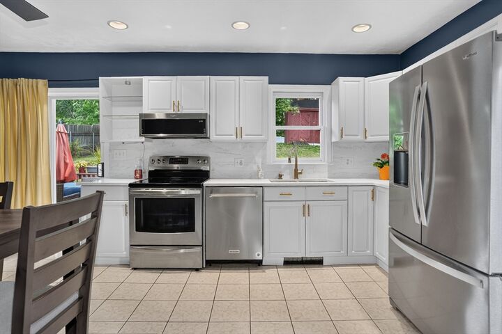 Property Photo:  187 Stevens St  MA 01752 