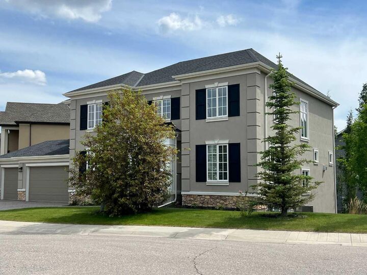 Property Photo: 45 Rockcliff Heights NW AB T3G 0C7