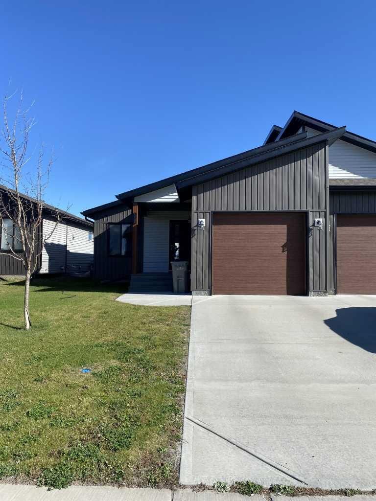 Property Photo:  12605 102A Street  AB T8V 6S2 