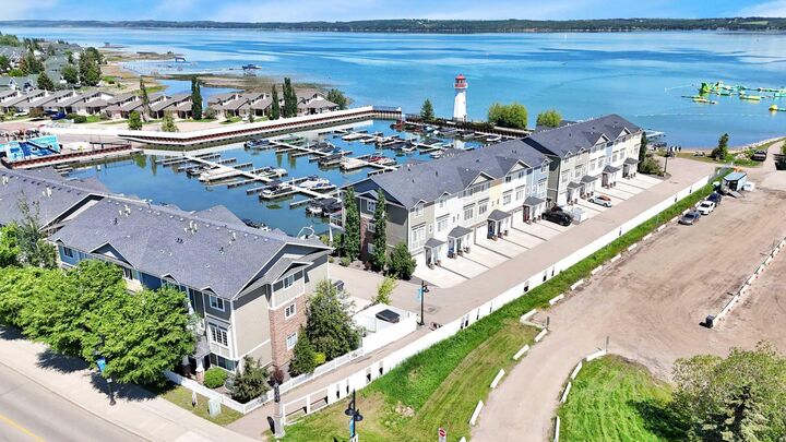 Property Photo:  5210 Lakeshore Drive 124  AB T4S 0M6 