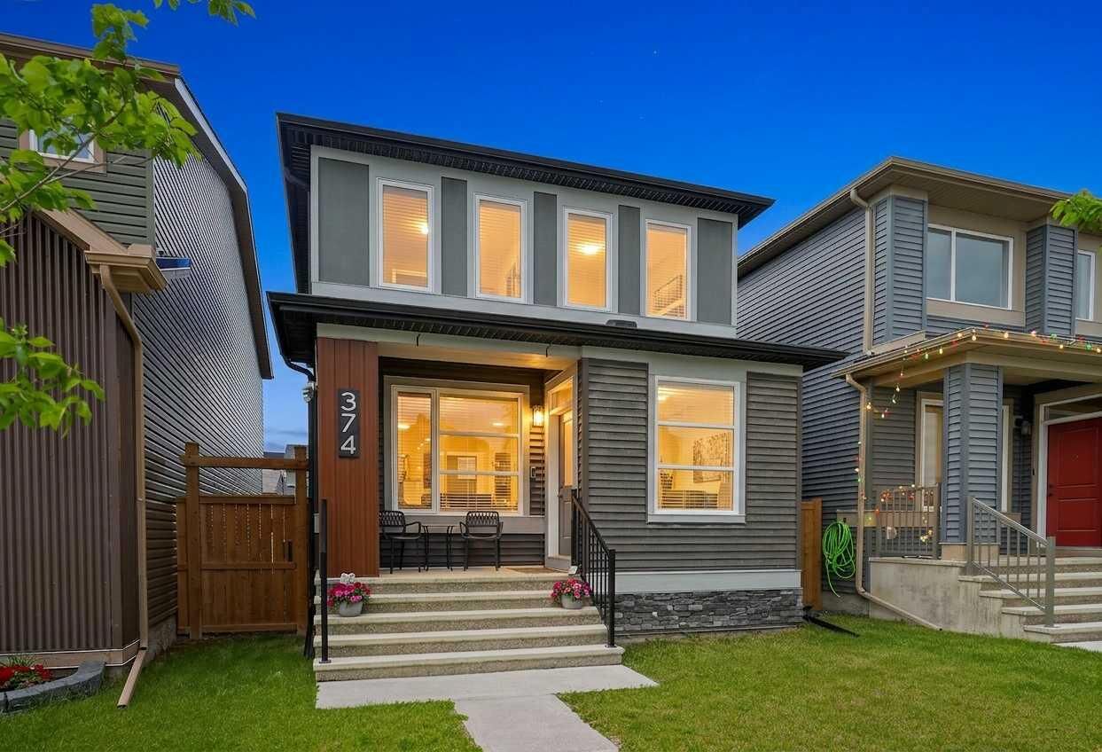 Property Photo:  374 Wolf Creek Manor SE  AB T2X 4V5 