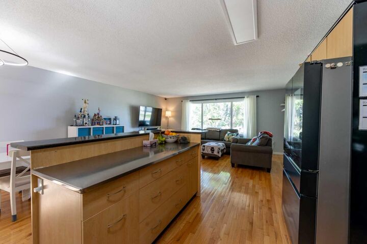 Property Photo:  153 Alder Drive  AB T7V 1C9 