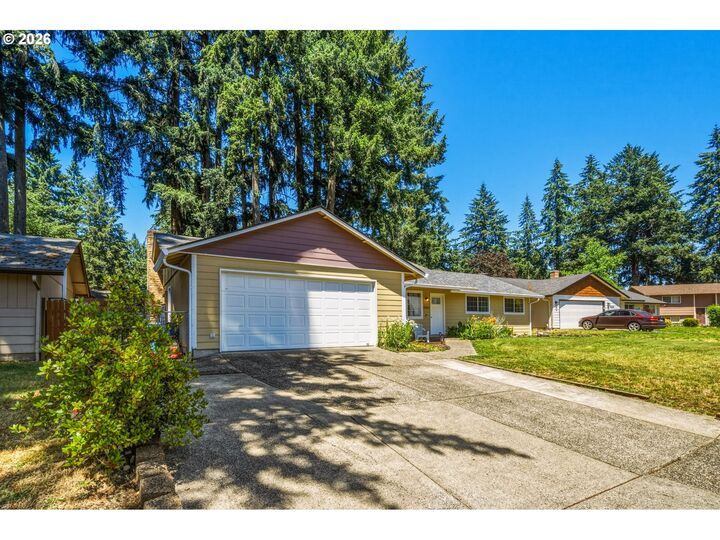 Property Photo:  15312 NE 40th Pl  WA 98682 
