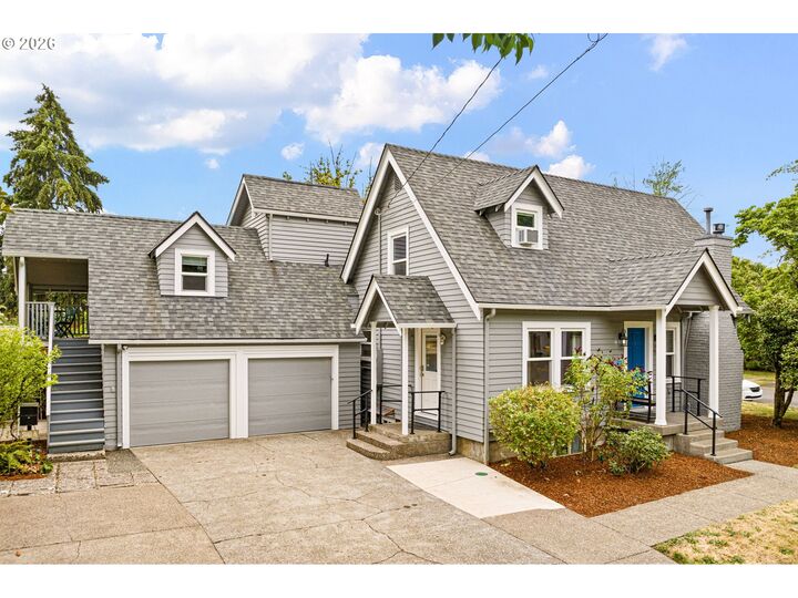 Property Photo: 910 E 22nd Ave OR 97405