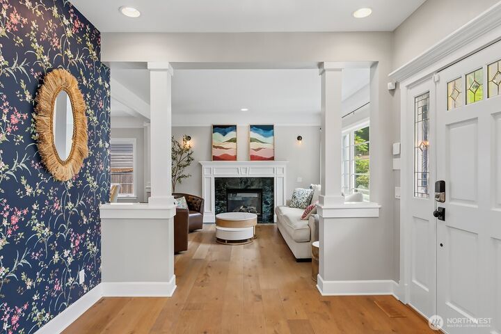 Property Photo:  2307  108th Avenue SE  WA 98004 