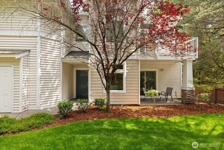 Property Photo:  22112 Ave S 42nd Avenue S 104  WA 98032 