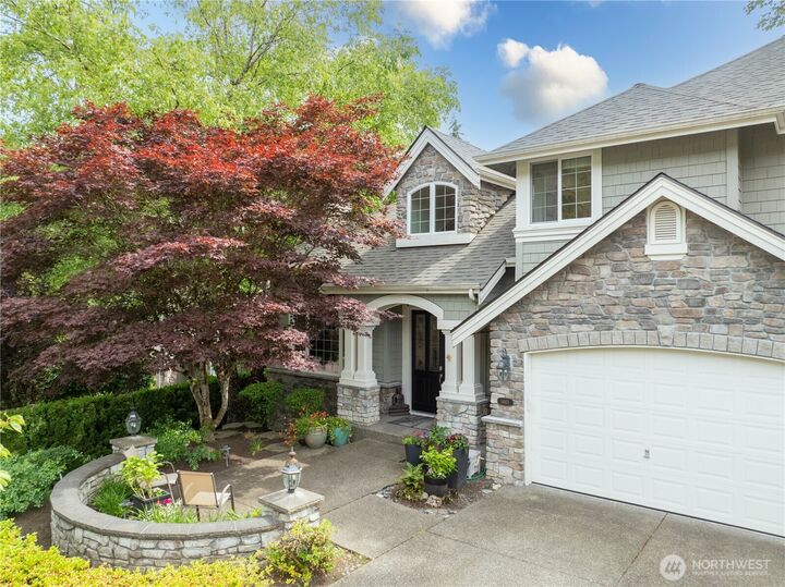 Property Photo:  14411 SE 89th Place  WA 98059 