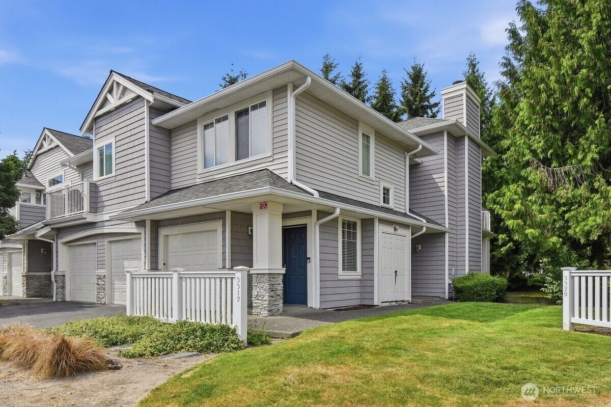 Property Photo:  5510 S 234th Place 21-5  WA 98032 