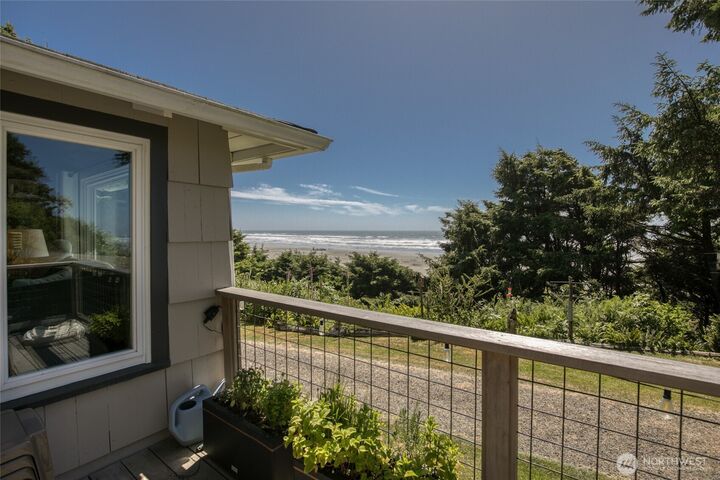 Property Photo:  17  Sunset Street  WA 98562 