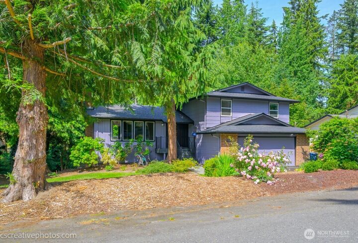Property Photo:  19306  74th Avenue W  WA 98036 