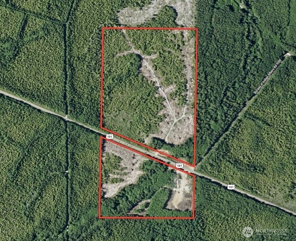 Property Photo:  7507  US Highway 101  WA 98526 