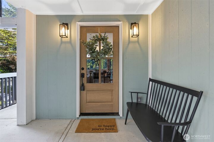 Property Photo:  6911  Olive Avenue  WA 98292 