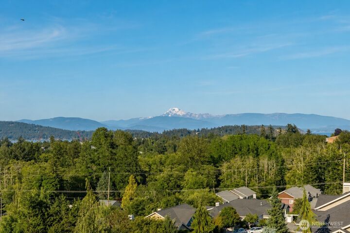 Property Photo:  2314  20th Street  WA 98221 