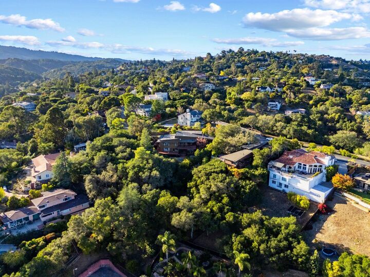 Property Photo:  95 Belle Roche Avenue  CA 94062 