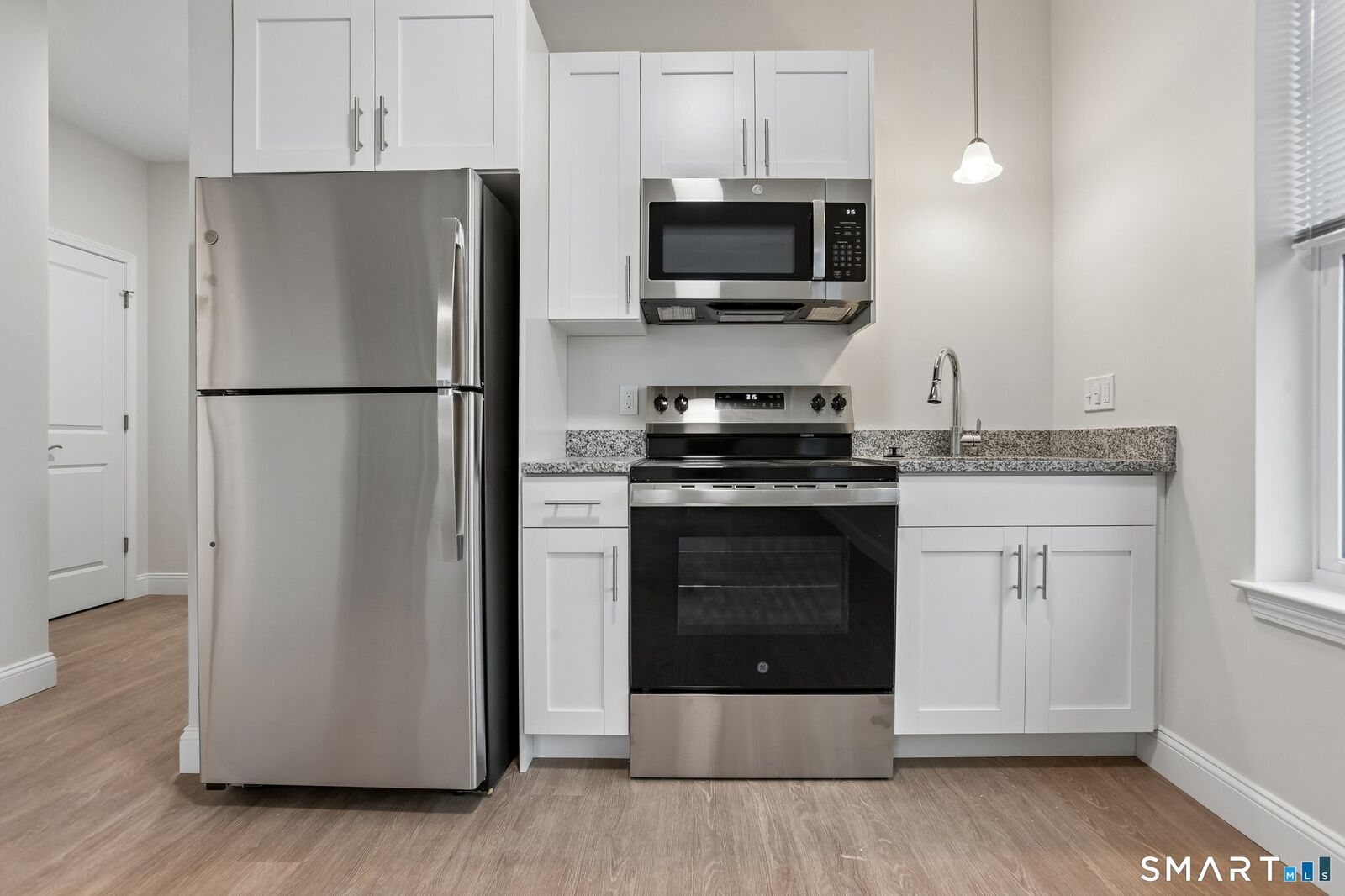 Property Photo:  55 Steele Boulevard 305  CT 06037 