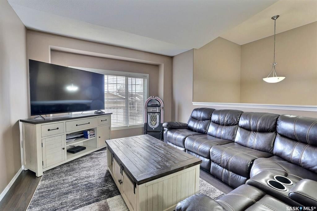 Property Photo:  4425 Nicurity Drive 33  SK S4X 0E6 