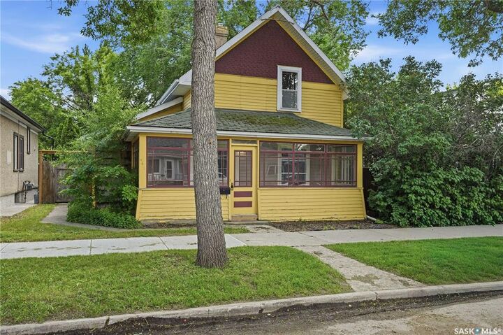 447 Duffield Street W — photo 1