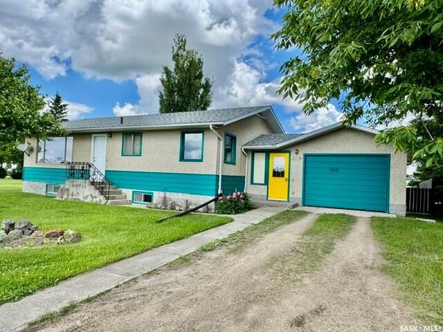 Photo de la propriété:  215 1st Avenue  SK S0K 2B0 