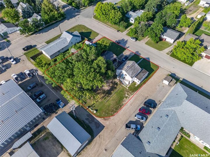 Property Photo:  527-531-535 6th Street  SK S0K 2A0 