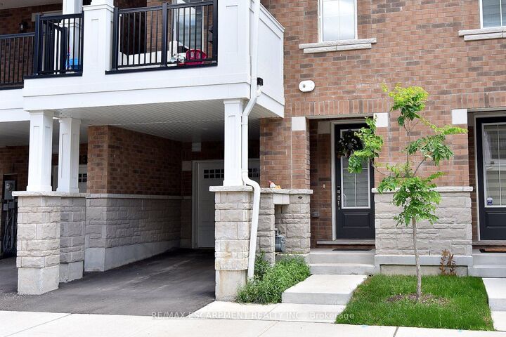 Property Photo: 1317 Lerchie Way 78 ON L9E 0H5