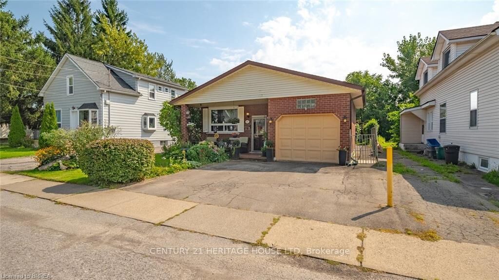 Property Photo: 6442 Taylor Street ON L2G 2G1