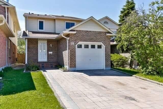 Photo de la propriété:  19 Troyer Court  ON L4C 0T4 