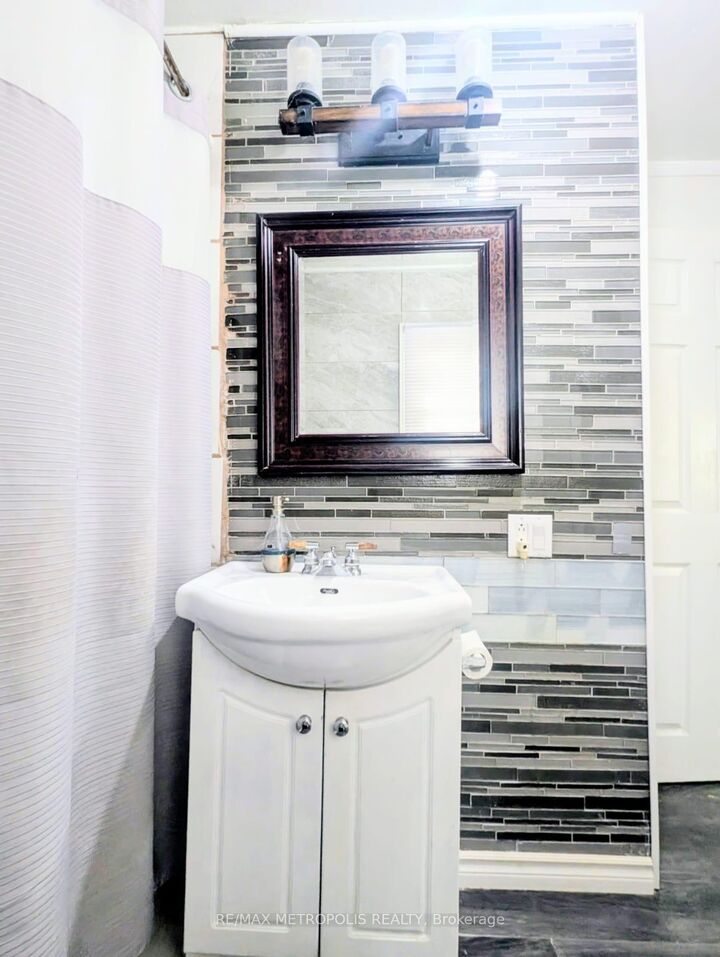 Property Photo: 28 &Amp 30 Thompson Drive ON L0E 1L0