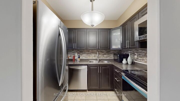 Property Photo: 2901 Kipling Avenue 307 ON M9V 5E5