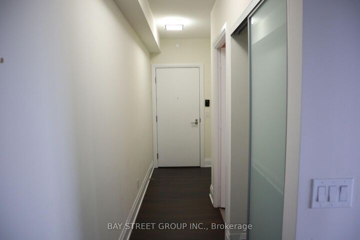 Property Photo:  120 Harrison Garden Boulevard 1609  ON M2N 0H1 
