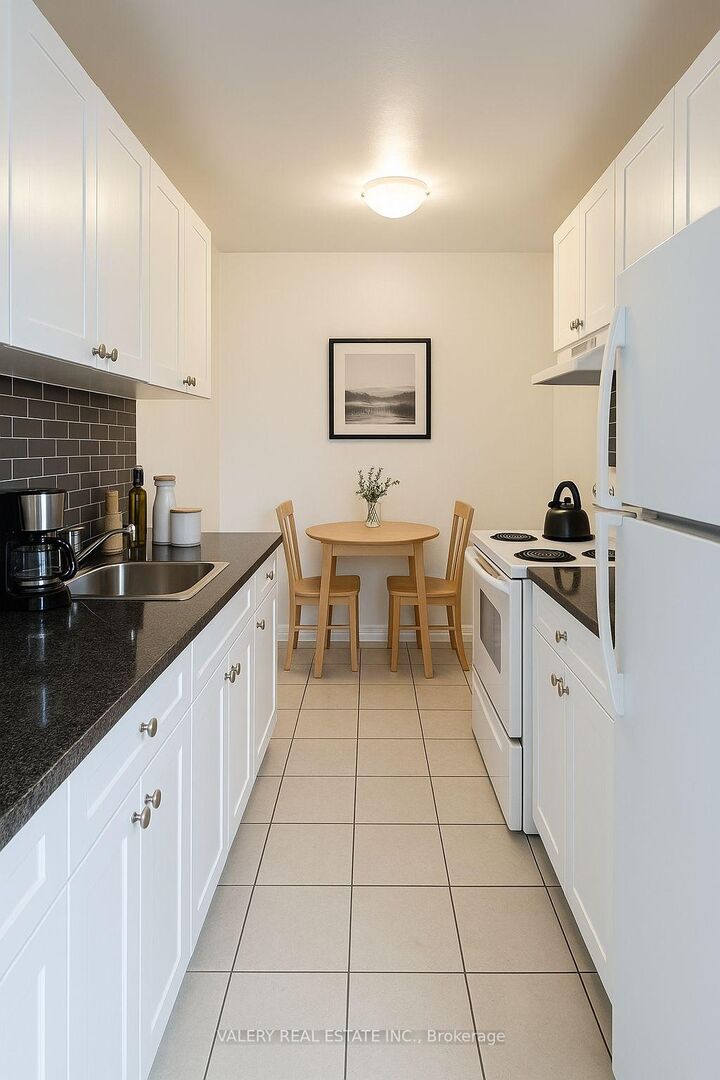 Property Photo:  35 Confederation Drive 208  ON M1G 1A2 
