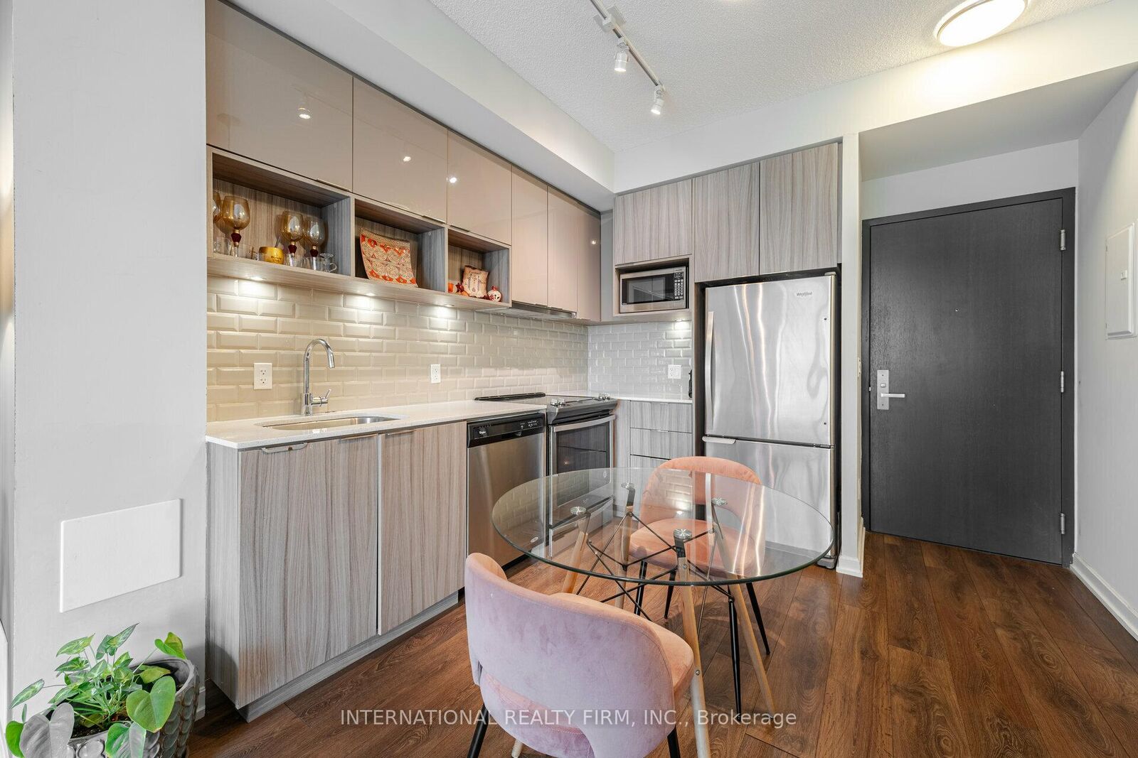Photo de la propriété:  52 Forest Manor Road 303  ON M2J 0E2 