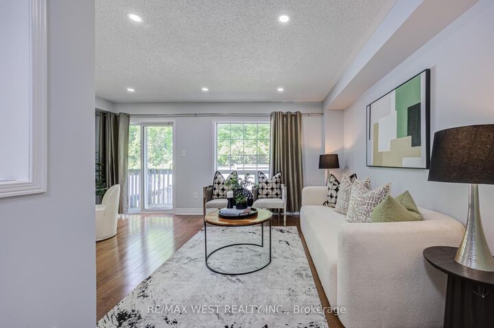 Property Photo:  7360 Zinnia Place 77  ON L5W 2A4 