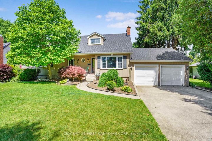 Property Photo:  9 O'Brien Drive  ON N7M 2E5 
