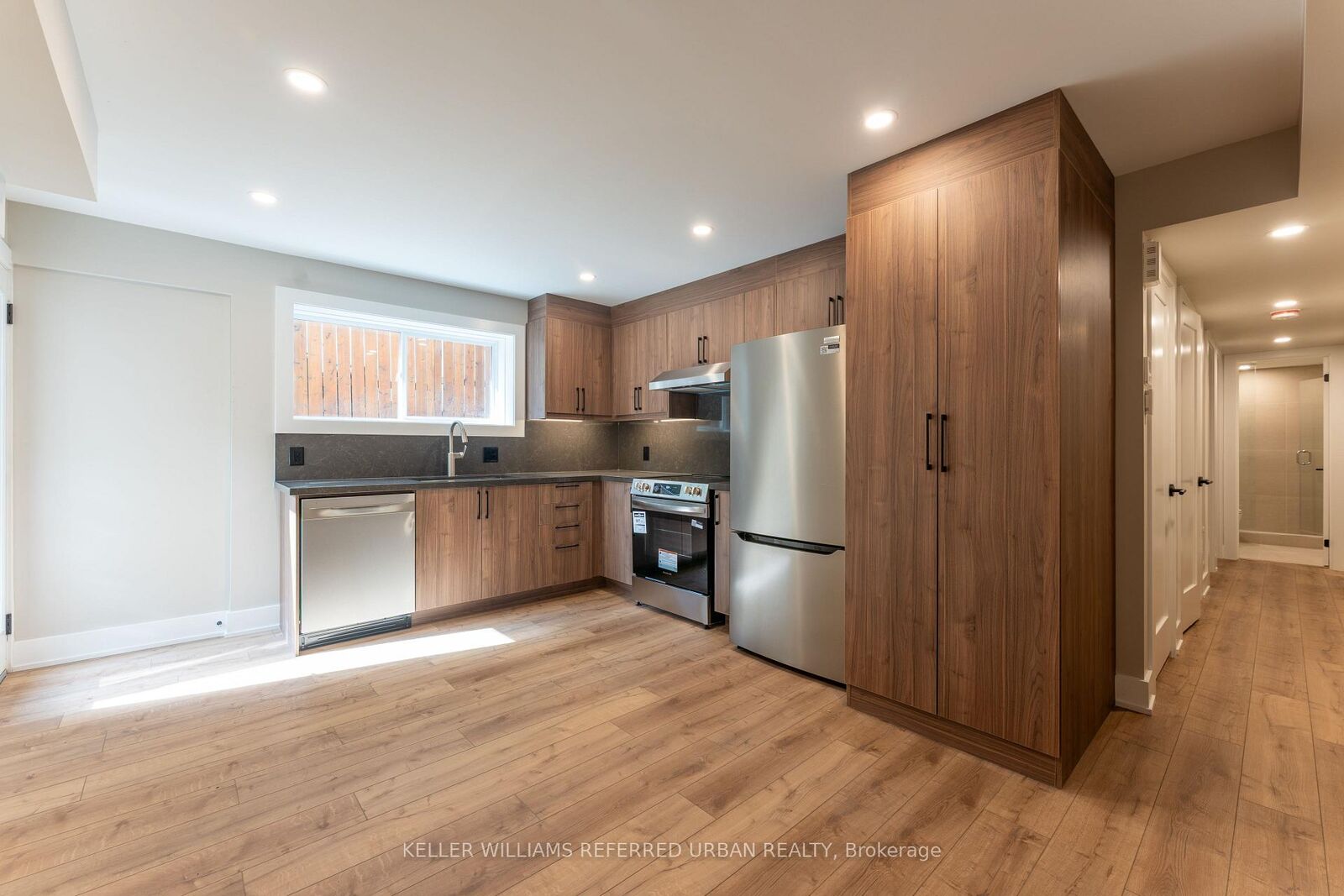 Property Photo:  352 Jones Avenue #1  ON M4J 3G3 