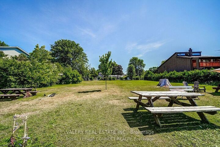Property Photo:  158 Beach Road  ON L4P 2L7 