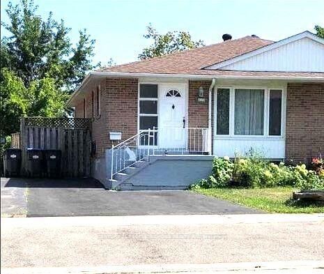 Property Photo:  2638 Sherhill Drive  ON L5J 3Z3 